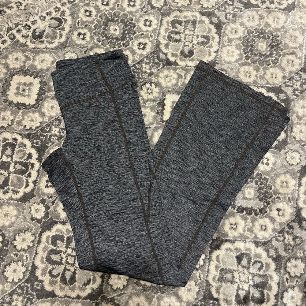 Gray athleta flare yoga pants. Size small